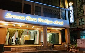 Summer Oscar Boutique Hotel